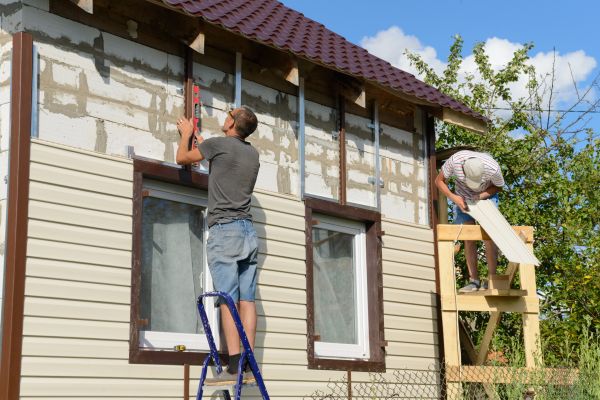 Cost of Handyman Siding Repair in Sugar Land